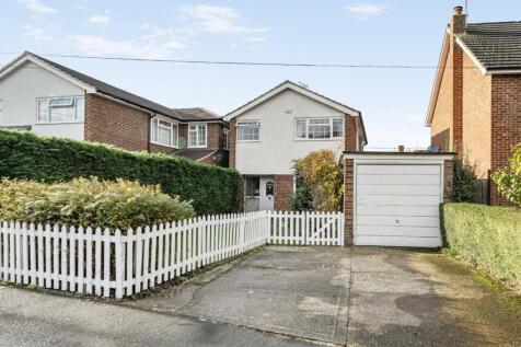 Woodside Avenue, Flackwell Heath, High Wycombe, Buckinghamshire, HP10