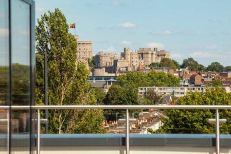 Helston Lane, Windsor, Berkshire, SL4