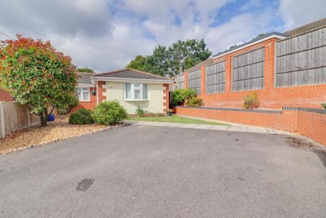 Kinsbourne Way, Thornhill