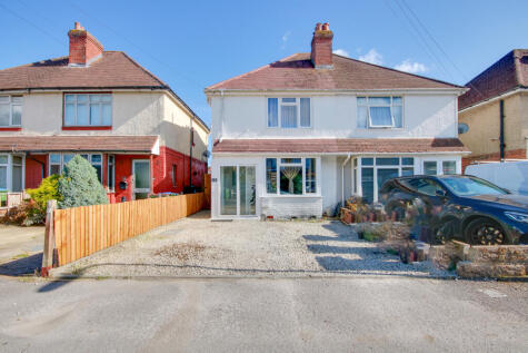 Sholing! Extended! Wow Factor Kitchen Diner!