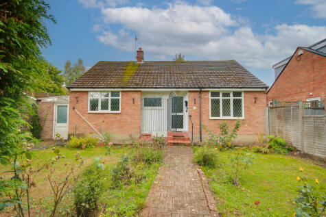 West End! No Forward Chain! Impressive Corner Plot!