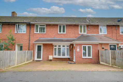 Harefield! Extensive Accommodation! Outbuilding! A Must See!