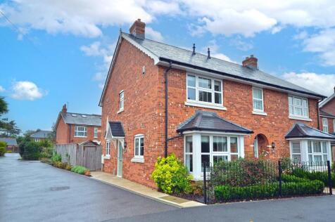 Guildford Road, Camberley, Frimley Green, GU16