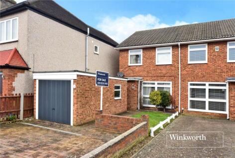 Gareth Close, Worcester Park, KT4