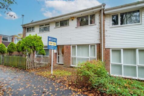 Simmons Walk, Basingstoke, RG21