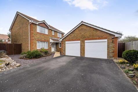 Saunders Close, Lee-On-The-Solent, PO13