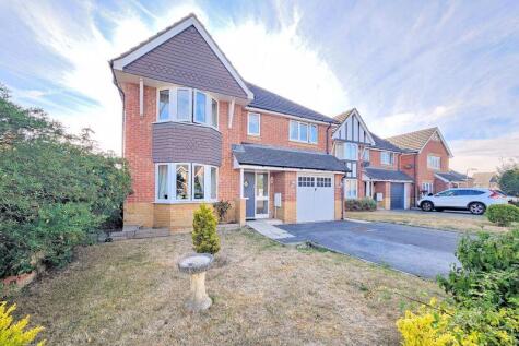 Fitzroy Drive, Lee-On-The-Solent, PO13