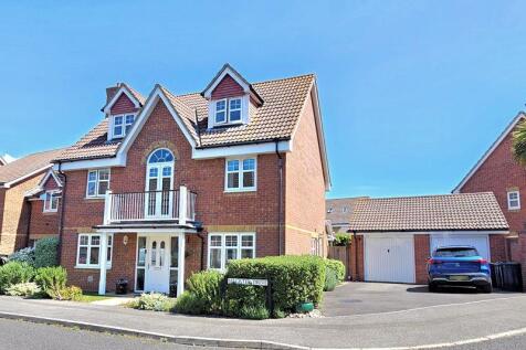 Magister Drive, Lee-On-The-Solent, PO13