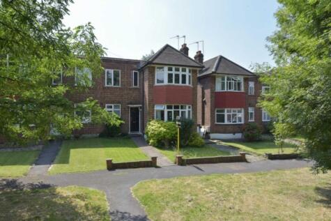 Lynton Crest, Potters Bar