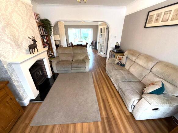 Through Lounge