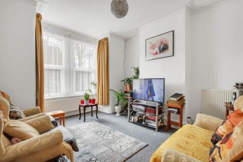 Pretoria Road, London, E11