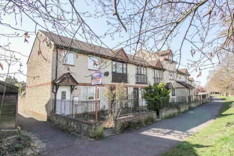 Warrilow Close - Worle**3 Bedrooms**Lovely Front Aspect Views**No Onward Chain**