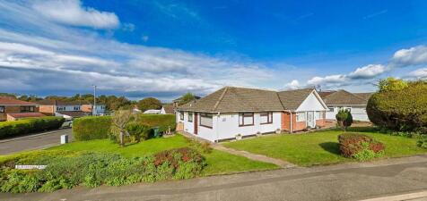 Burnham Drive, Bleadon Hill - Corner Plot Bungalow