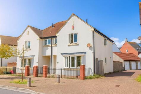 Longridge Way, Edge Of Weston Village - Larger Than Average Home