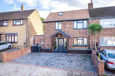 St Gregorys Crescent, Gravesend, Kent, DA12