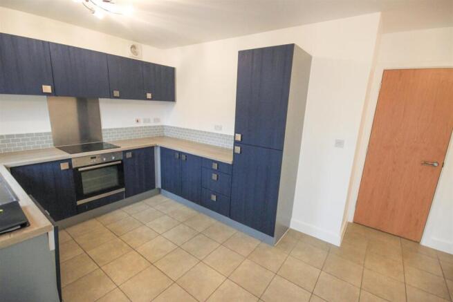 OPEN PLAN DINING KITCHEN