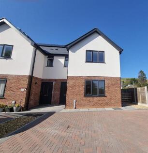 Llangurig, Llanidloes