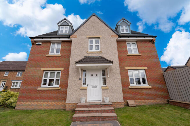 5 Bedroom Detached for Sale