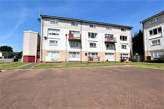 2 Bedroom Flat for sale