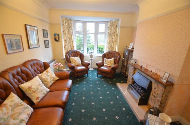 Lounge.