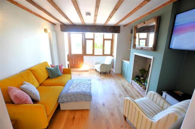 Lounge.