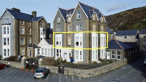 Marine Court, Marine Parade, Barmouth