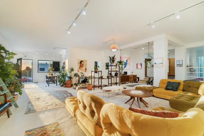2-Bedroom Loft, Ocean Views, Garage, Algés, Oeiras