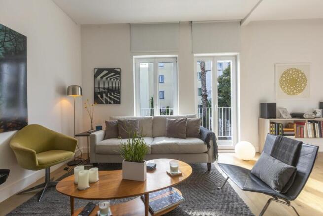 Bright & Elegant T2 Flat, Terrace & Views, Lapa