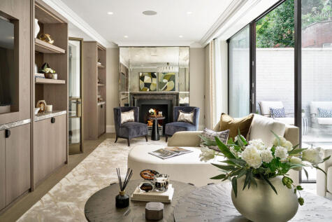 Shafto Mews, London, SW1X