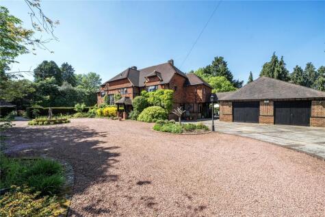 Carrick Lane, Yateley, Hampshire, GU46