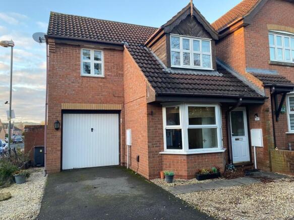 6f738704-e8f8-455...