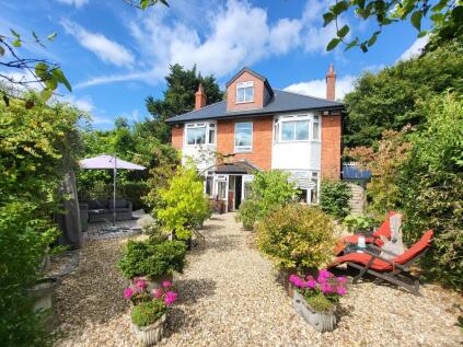 Lower Blandford Road, Cann, Shaftesbury,