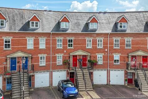 Regency Crescent, Christchurch, Dorset, BH23
