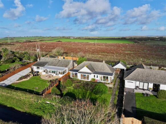 dji_fly_20251219_095614_0935_1766144476733_photo.j