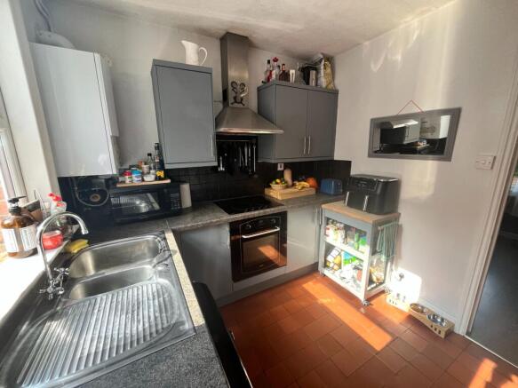 Photo 3