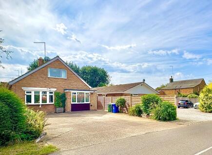 Pilgrims Lane, Bugbrooke, Northampton