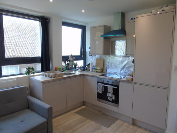 Photo 2