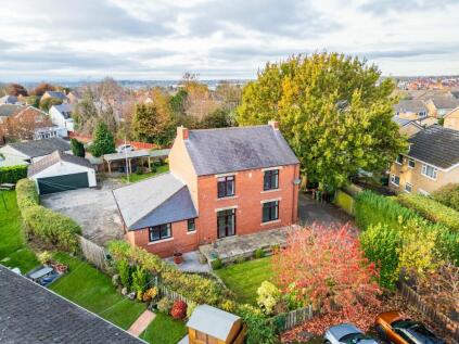 Wheatcroft, Fearnley Drive, Ossett