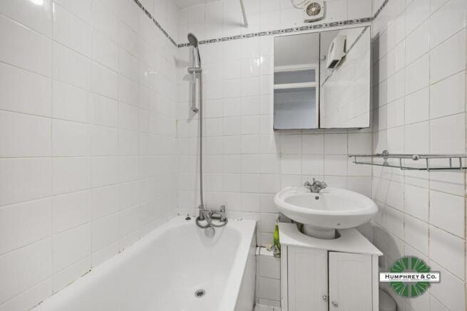 THREE BEDROOM SPACIOUS APARTMENT