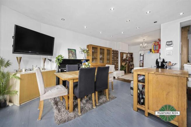 23 Wadham Avenue -011.jpg