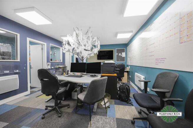 26  Walthamstow Business Centre  Clifford Road -01