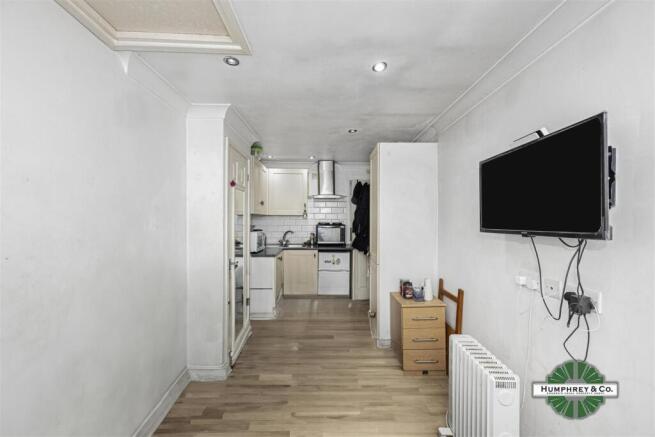 31A    Whalebone Lane South -002- HARD EDIT.jpg