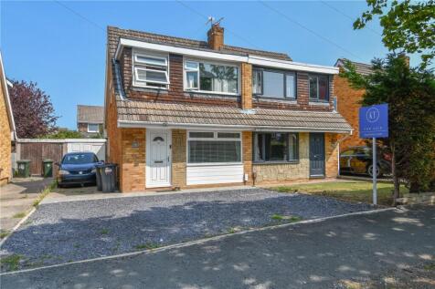 Summertrees Road, Great Sutton, Ellesmere Port