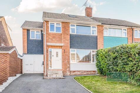 45 St. Budeaux Close, Ottery St. Mary, EX11 1HR