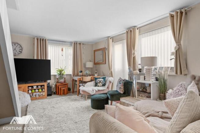 AmberryCourt_3.jpg