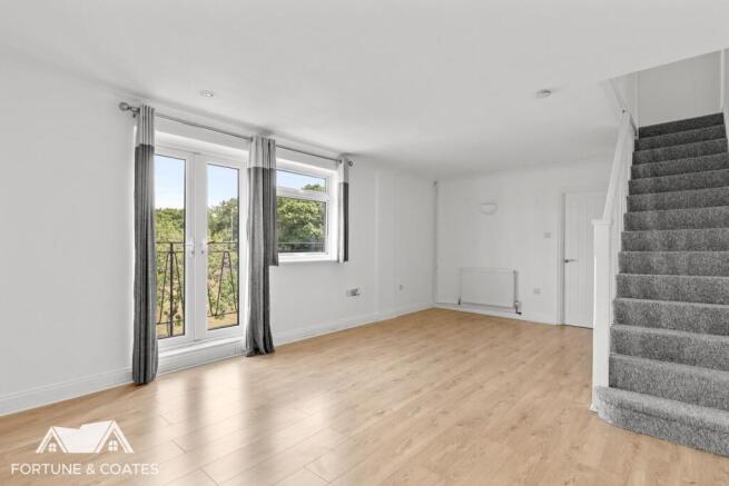 AmberryCourt_6.jpg