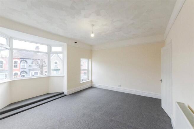 Living Room (2)