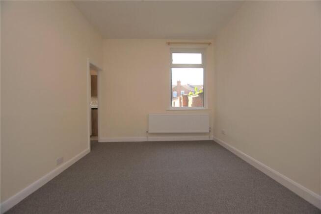 Living Room (2)