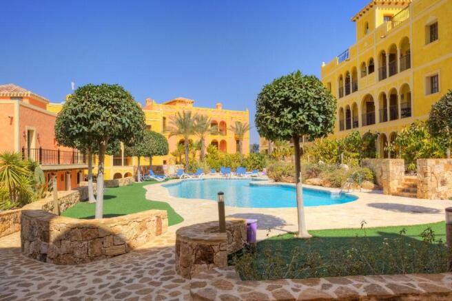 Pool and gardens 