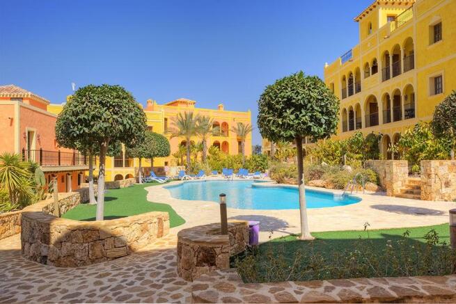 Pool and gardens 